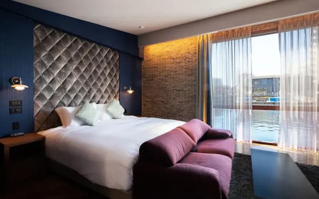 PETALS TOKYO - Floating Hotel - photo 4