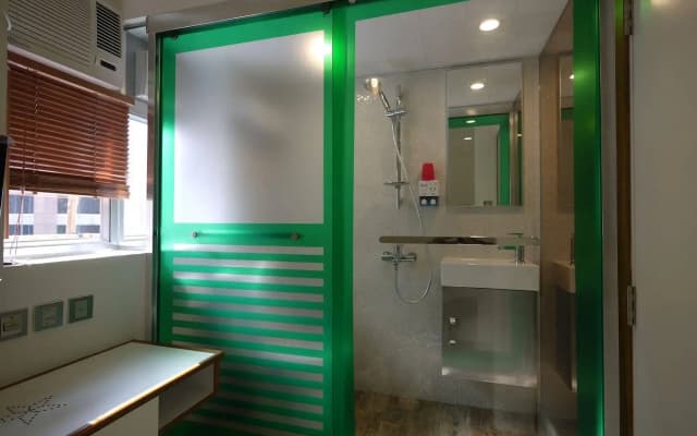 Panda's Hostel - Star Ferry - photo 3