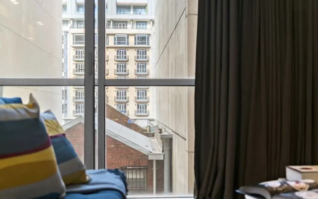 Kristina, 1BDR Melbourne Apartment - photo 4