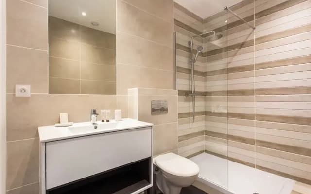 Amazing Apartment - 2BR 6P - Aligre - photo 5
