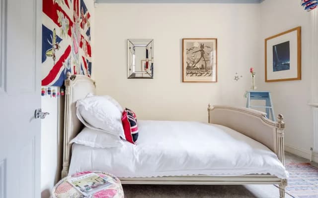 Exquisite Designers Abode - photo 4