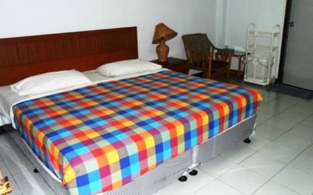 V.I.P. House - photo 3