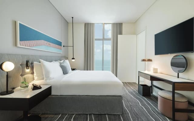 Th8 Palm Dubai Beach Resort, Vignette Collection, by IHG - photo 3