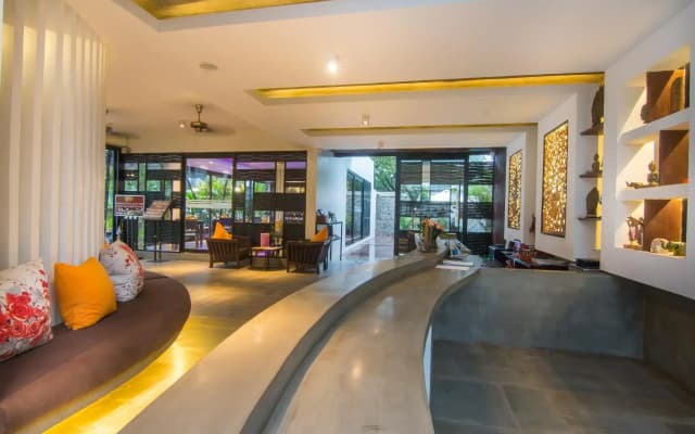 Apsara Residence Hotel - photo 2