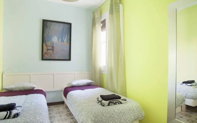 Go BCN Apartments Eixample - photo 3