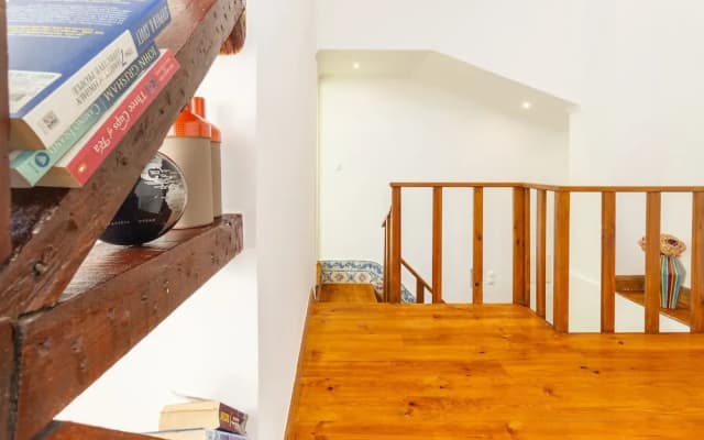 Downtown Duplex by Homing - photo 2