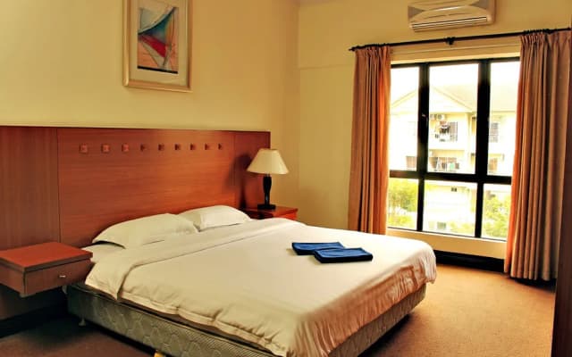 Marina Vacation Condos @ Marina Court Resort Condominium - photo 5