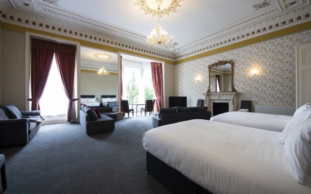 Grosvenor Suites - photo 3