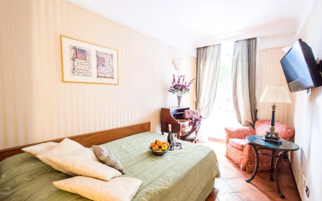 Hotel Cecil - photo 3