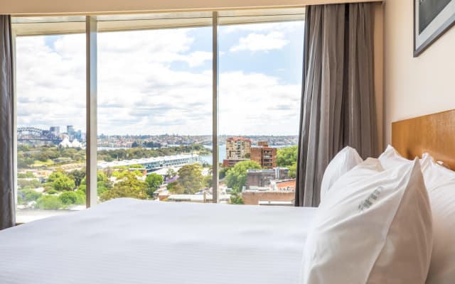 Holiday Inn Sydney Potts Point by IHG - photo 3