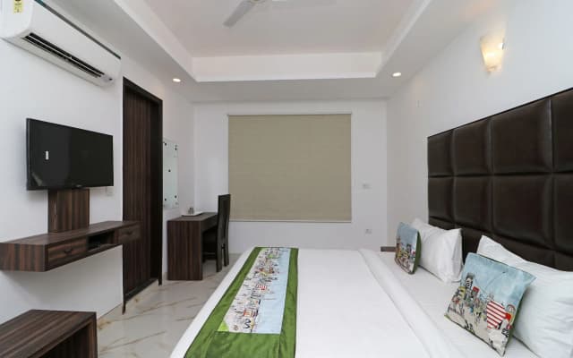 Hotel Mayda Prime Near Delhi Airport - photo 4