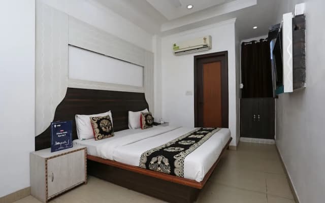 OYO 9042 Hotel Jai Balaji - photo 5