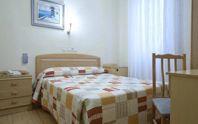 Hostal Maria Luisa - photo 4