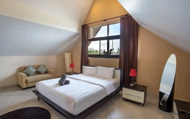 Blissful Villa Felicity with Ample Space - photo 5