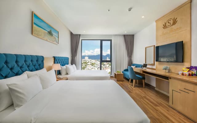 Seashore Hotel & Apartment - photo 5