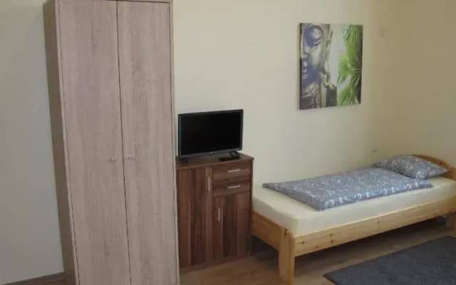 Interflat Hostel Apartments - photo 4