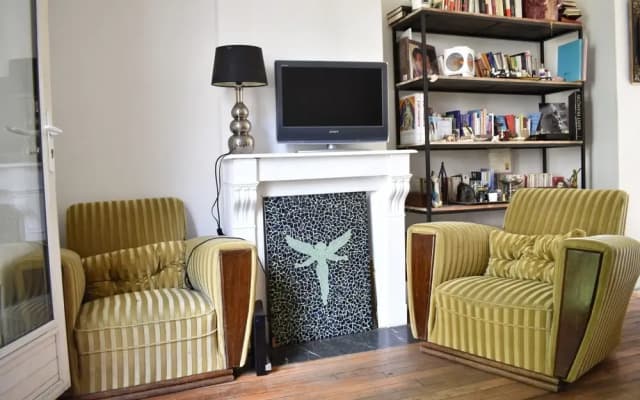 3 Storey Flat With Private Terrace - photo 4