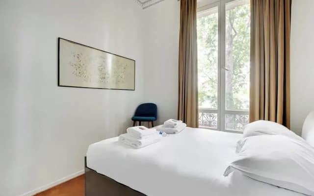 Magnificent Appt - 2bd/4p - Champs-elysees/alma - photo 3