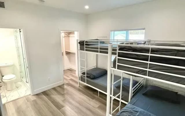 Stylish Hostel - photo 4