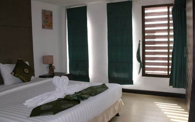 BGW Phuket - Hostel - photo 5