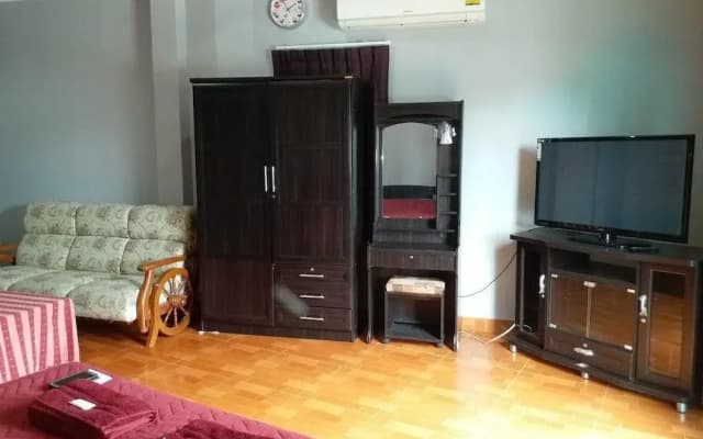 Tiger Bar & Guesthouse - photo 5