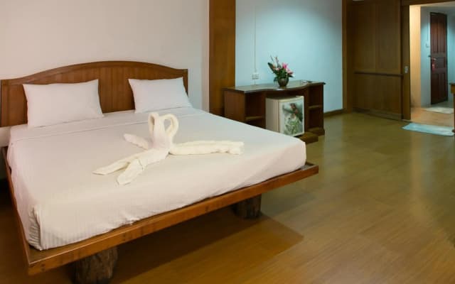 Haadrin Resort - photo 3