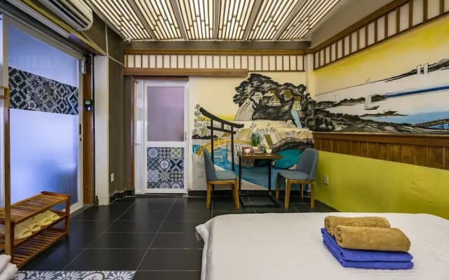 SG Capsule Hostel - photo 2