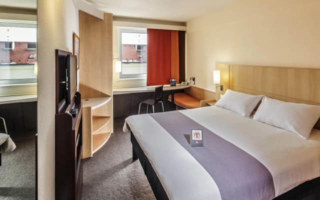 ibis Praha Old Town - photo 4