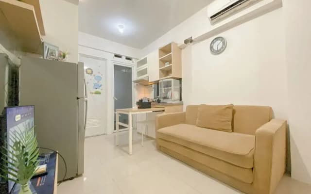 Good Deal and Comfy 2BR Apartment Green Pramuka City - photo 4