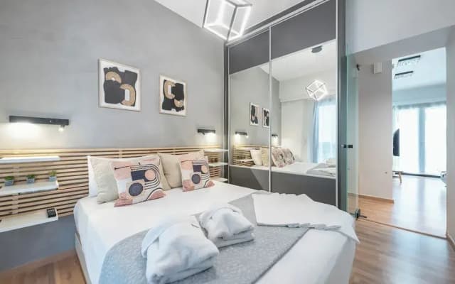 Newly Renovated Loft by Cloudkeys - photo 4