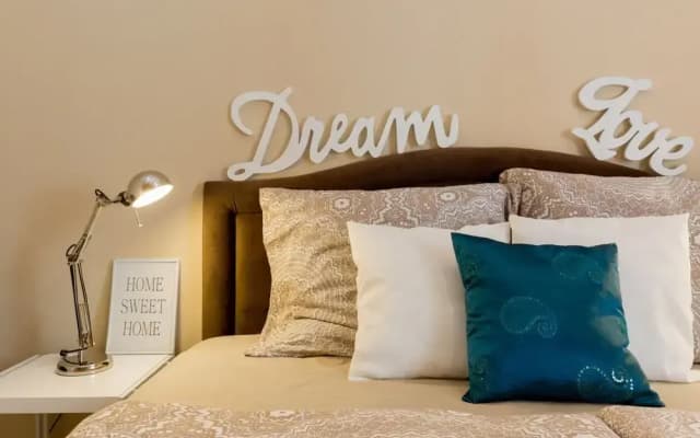 Luxurious 2 bedrooms apartment downtown - photo 4