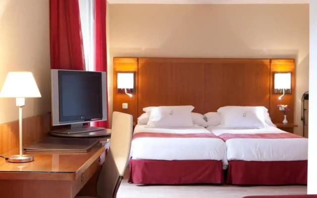 Ateneo Hotel - photo 3
