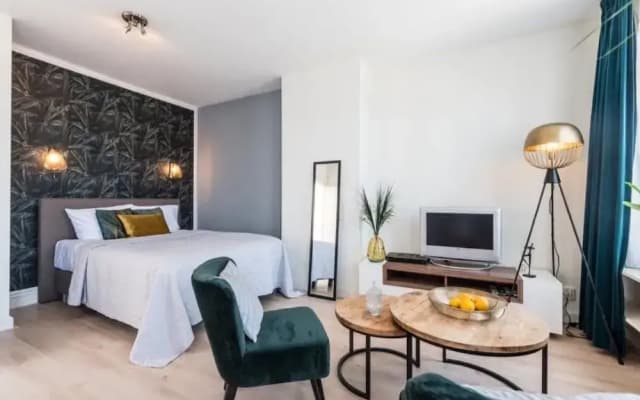 Boutique Canal House Suites - photo 2