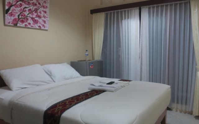 Sari Buana Bed & Breakfast - photo 2