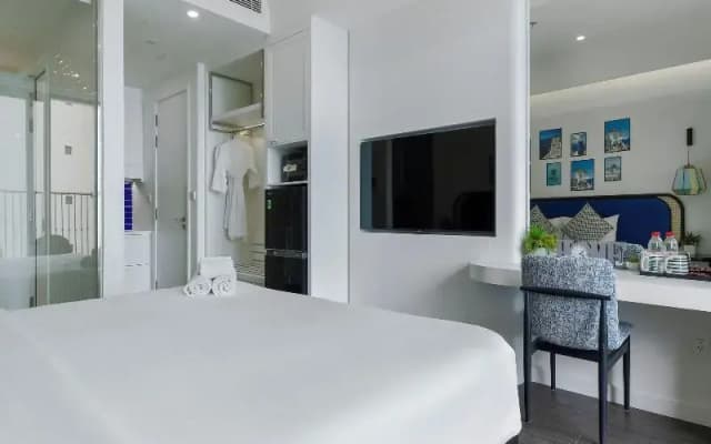 Capella Apartment Fireworks & Ocean View - photo 5
