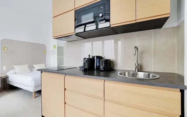 Studio Moderne - AC- 4P- Champ-de-mars - photo 5