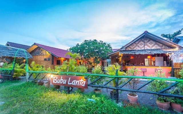 Bubu Lanta Hostel - photo 4
