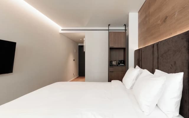 Blanco Athens Aparthotel - photo 4