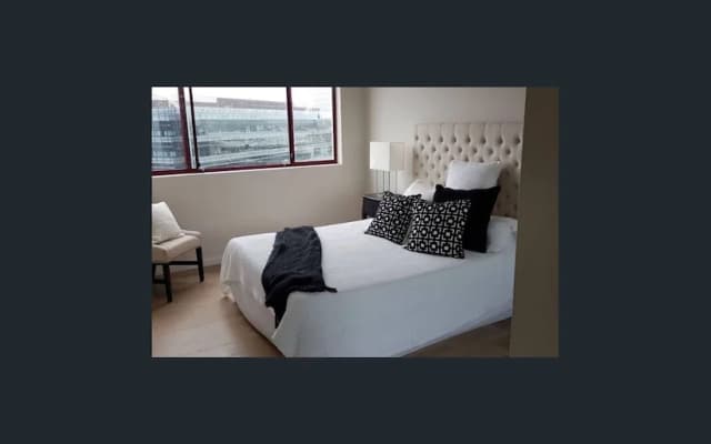 2 Bedroom Darling Harbour Apartment - photo 2