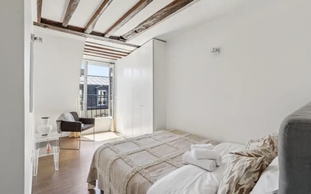 Cozy 2BR Near Parc Monceau & Opera - photo 4