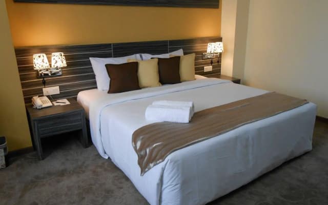 HIG Hotel & Convention - photo 5