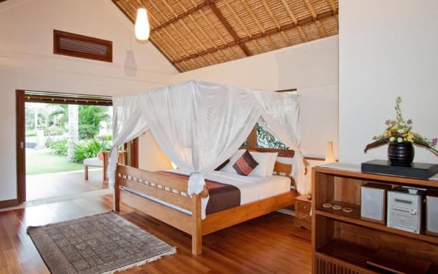 The Lotus Residence - photo 3