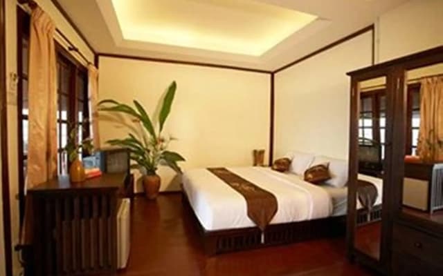 Tharathip Resort - photo 3