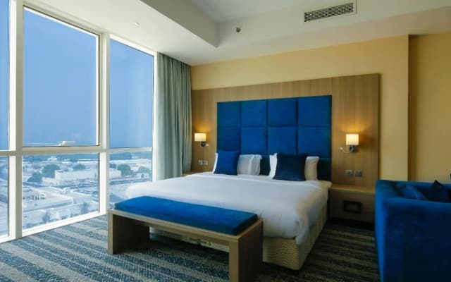 The Castle Premium Hotel - photo 4