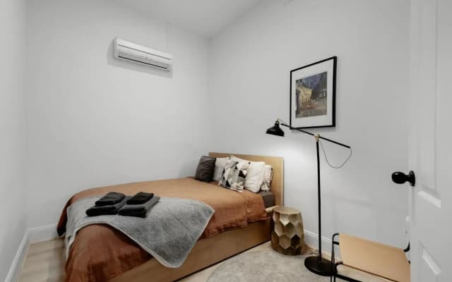Your home on Smith St Collingwood (With Parking) - photo 5