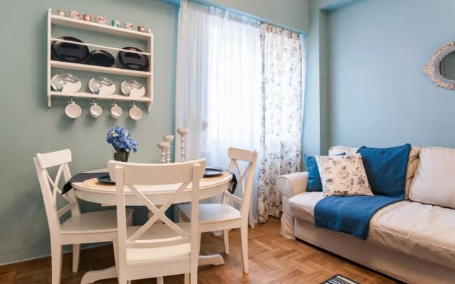 Charming Acropolis Metro Apartment - photo 5