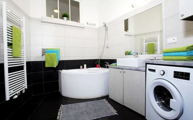 Large Wenceslas Square Apartment for 10 guests - photo 2