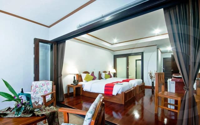 Lipa Bay Resort - photo 2