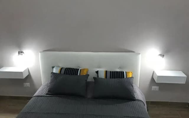 Juna's Guest House - photo 3