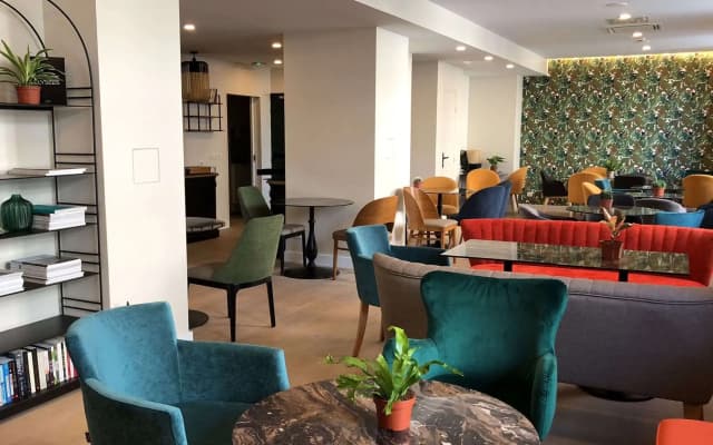 Hotel Apolonia Paris Montmartre, Sure Hotel Collection by BW - photo 2